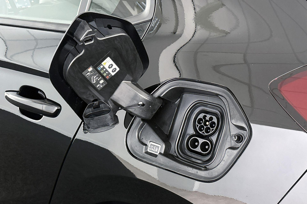 Opel CORSA-E (T406HB) met abonnement