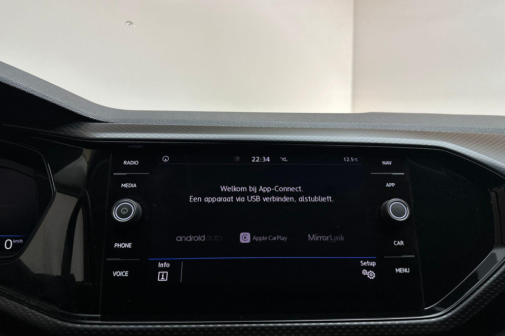 Volkswagen T-Cross (J772NS) met abonnement