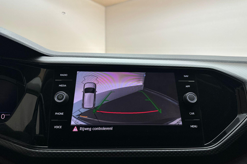 Volkswagen T-Cross (J772NS) met abonnement