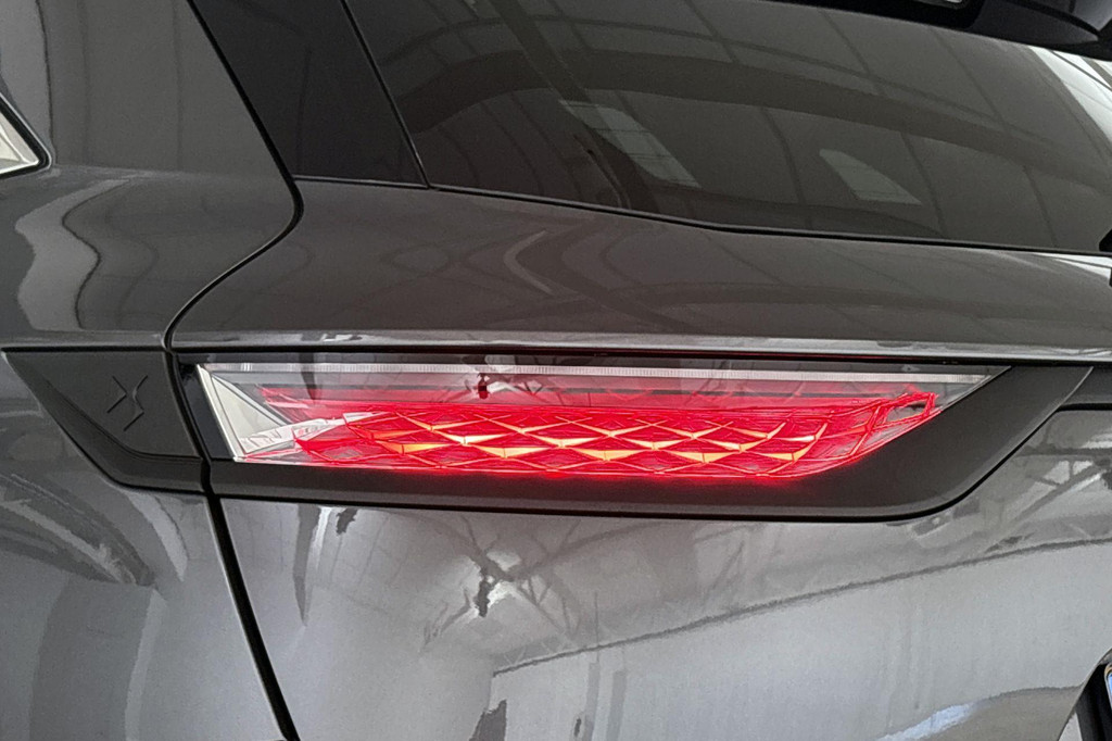 DS 7 Crossback (JZH08D) met abonnement