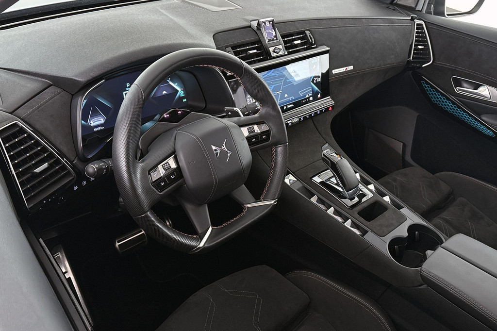 DS 7 Crossback (JZH08D) met abonnement