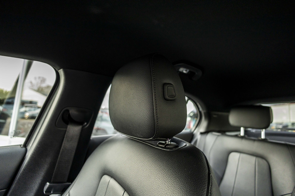 Mercedes-Benz A-Klasse (L680RX) met abonnement