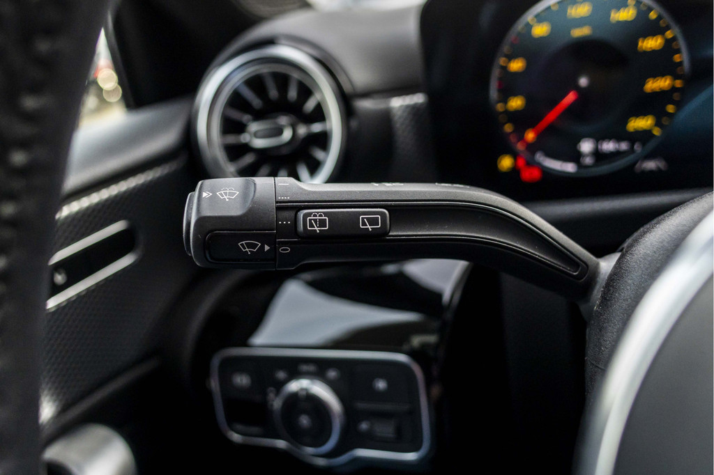 Mercedes-Benz A-Klasse (L680RX) met abonnement