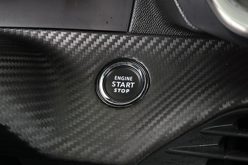 Peugeot e-208 (S631NT) met abonnement