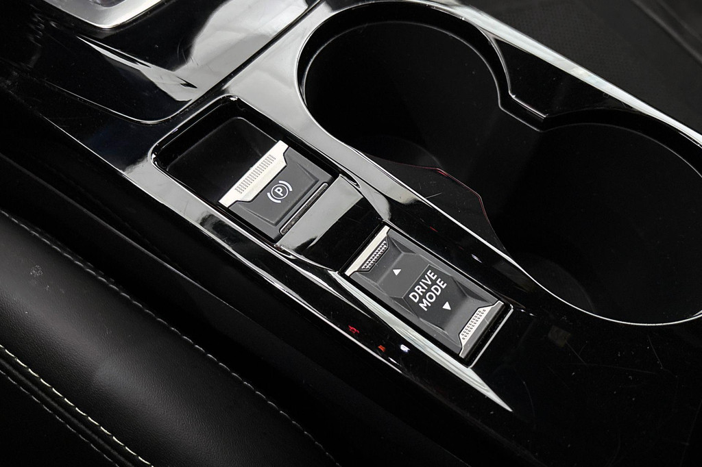 Peugeot e-208 (S631NT) met abonnement