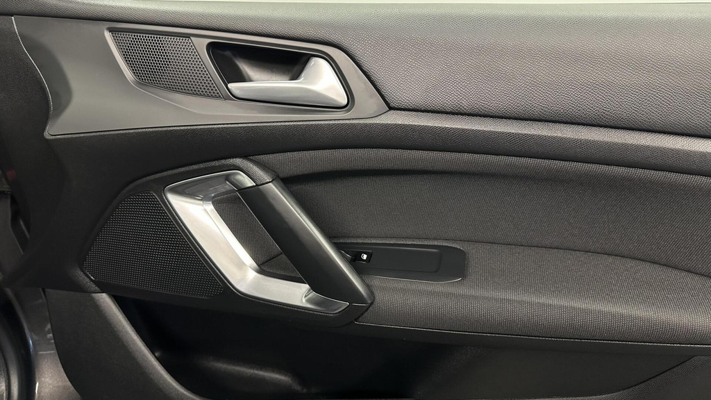 Peugeot 308 (K768HF) met abonnement