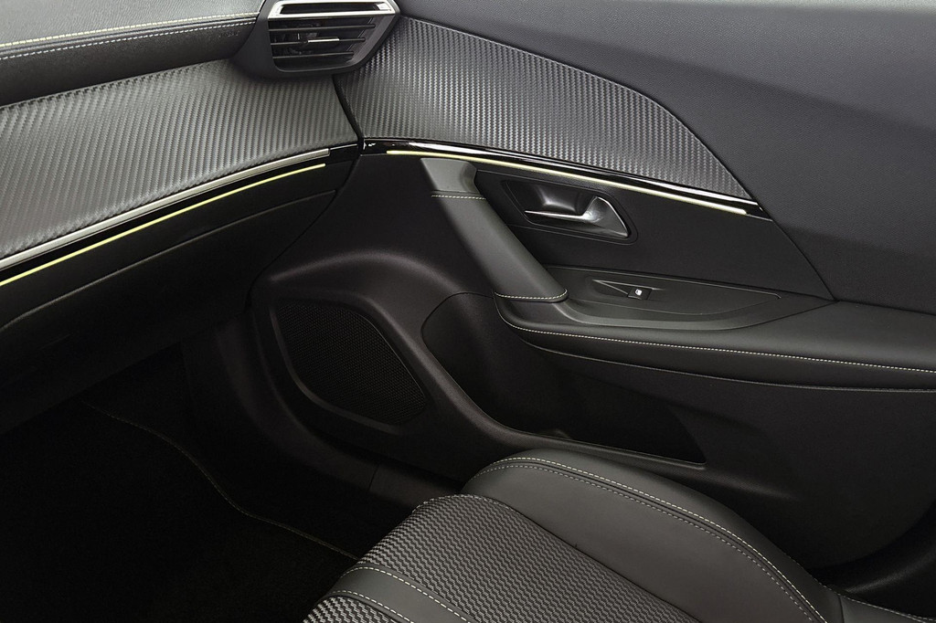 Peugeot 2008 (Z519NT) met abonnement