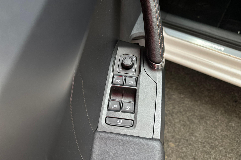 CUPRA Leon Sportstourer (JZG35N) met abonnement