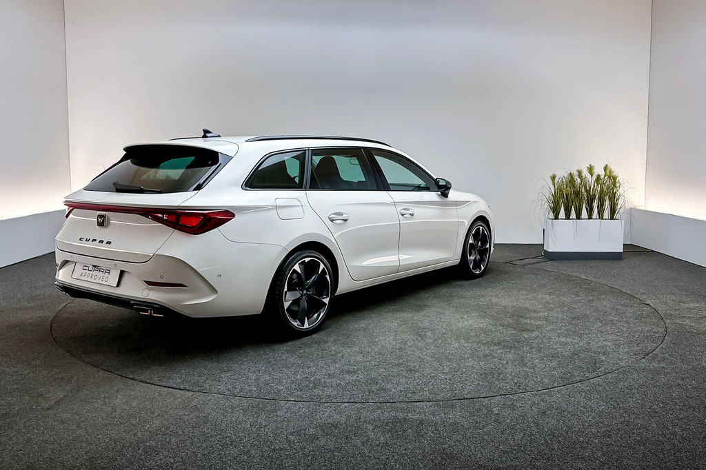 CUPRA Leon Sportstourer (JZG35N) met abonnement