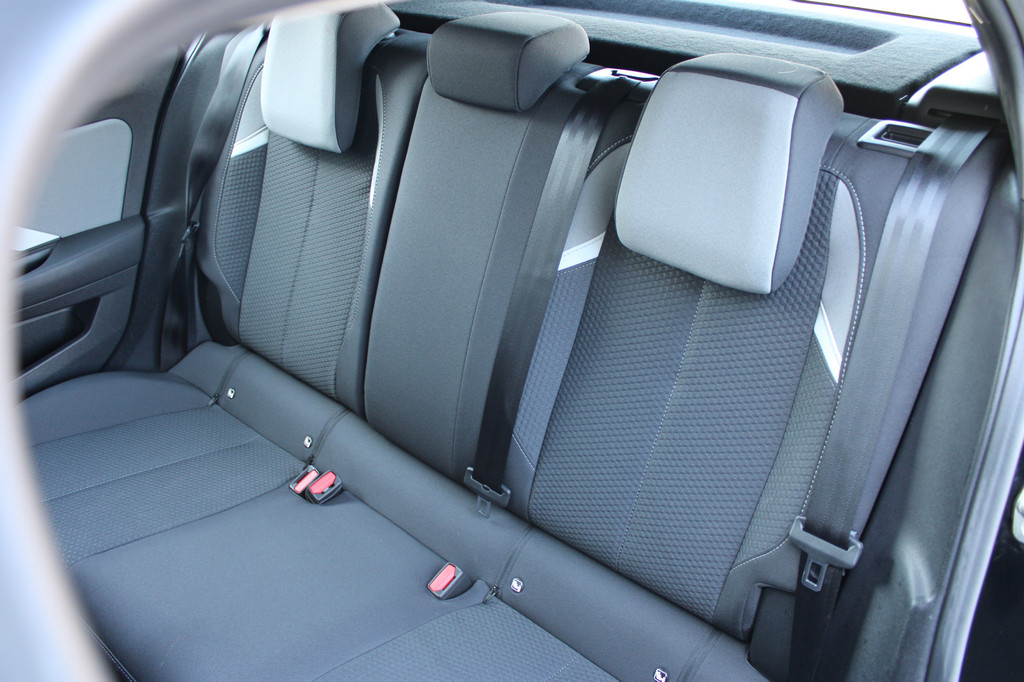 Opel Astra (S362KS) met abonnement