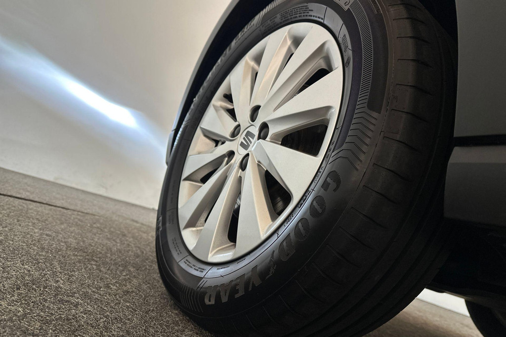 Seat Arona (N828NG) met abonnement