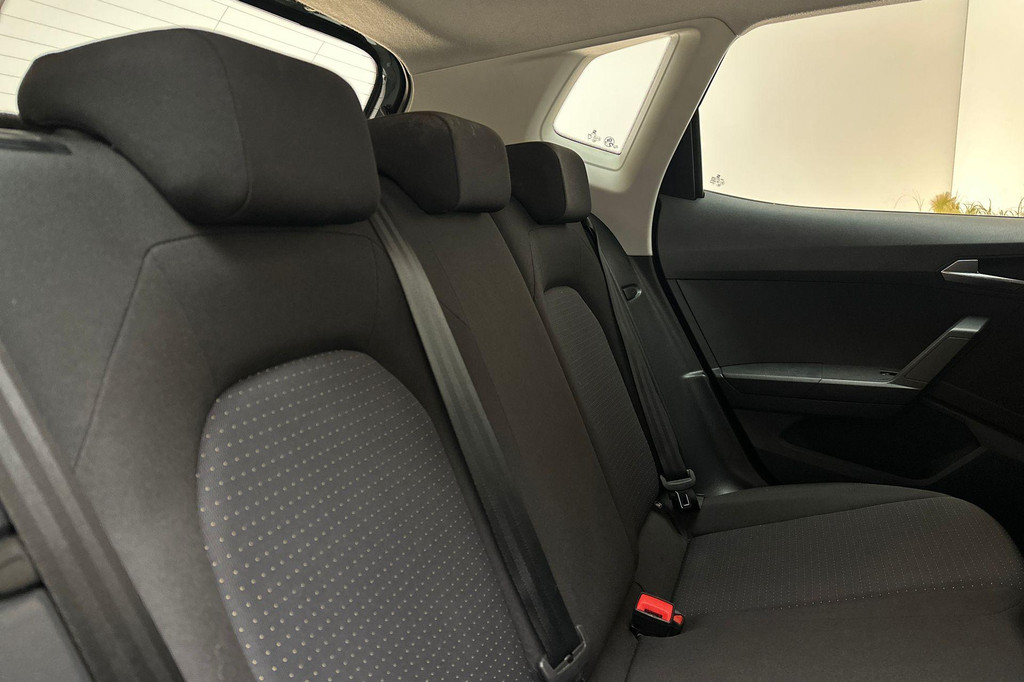 Seat Arona (N828NG) met abonnement