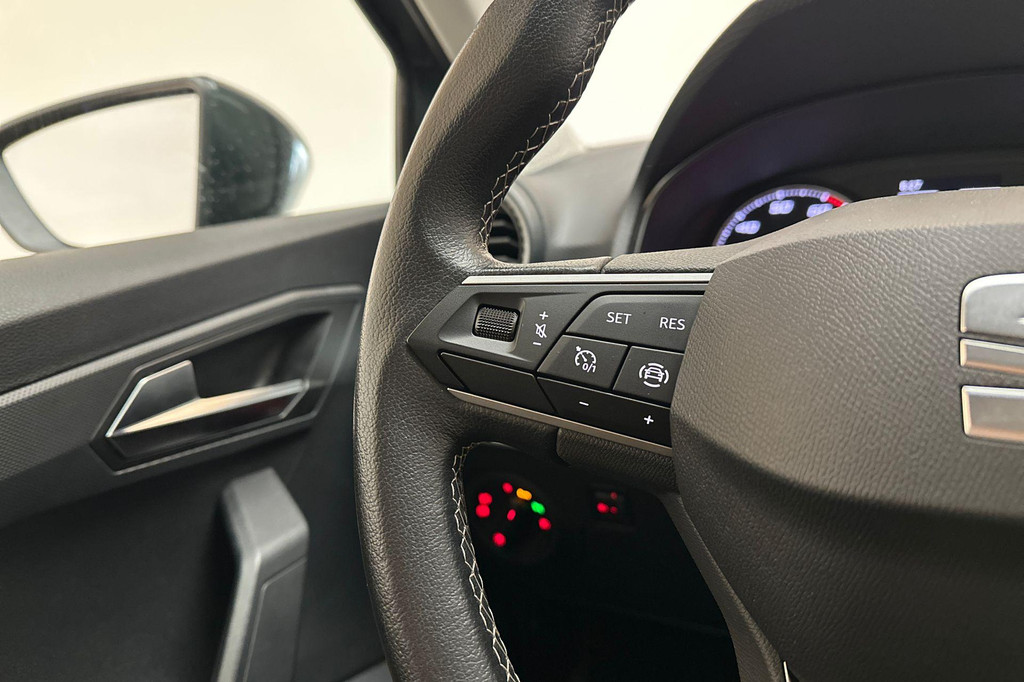 Seat Arona (N828NG) met abonnement