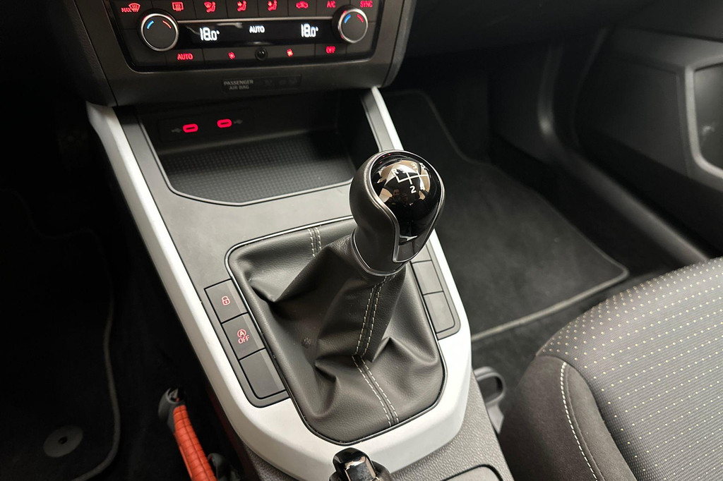 Seat Arona (N828NG) met abonnement