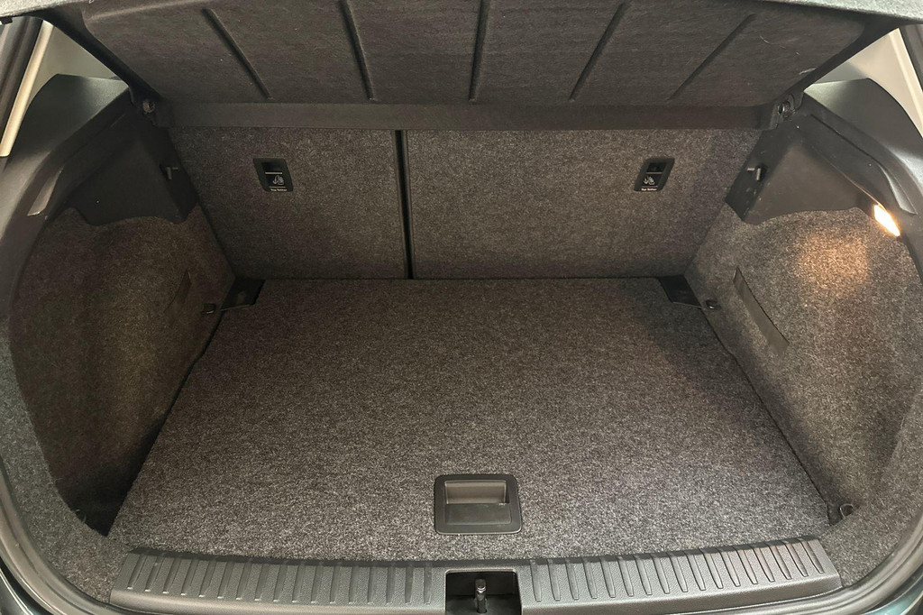 Seat Arona (N828NG) met abonnement