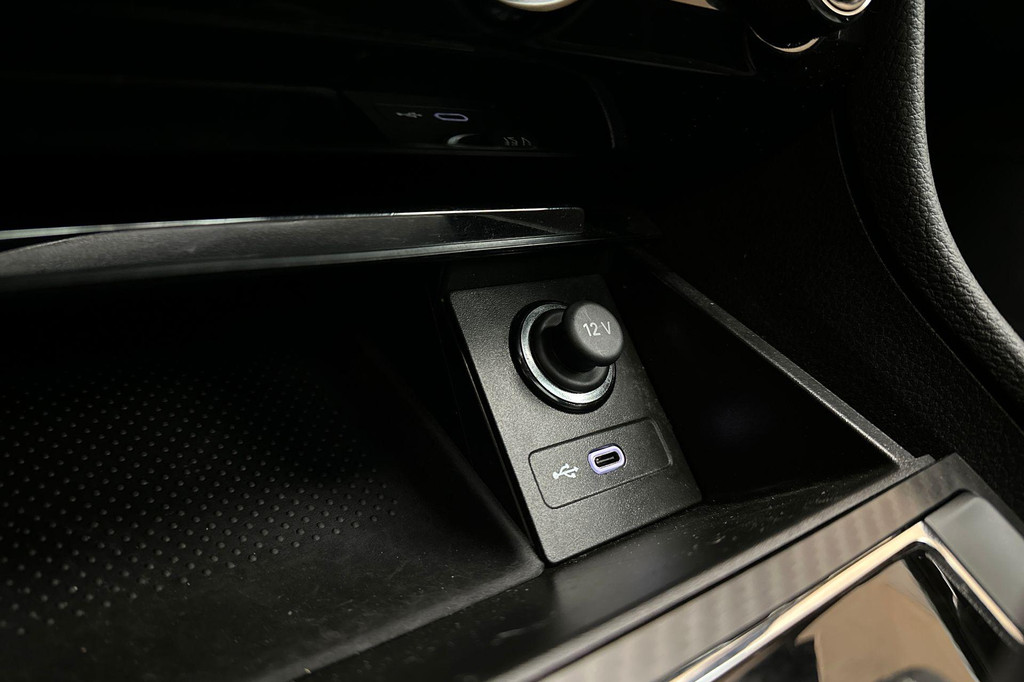 ŠKODA Superb (Z681JB) met abonnement