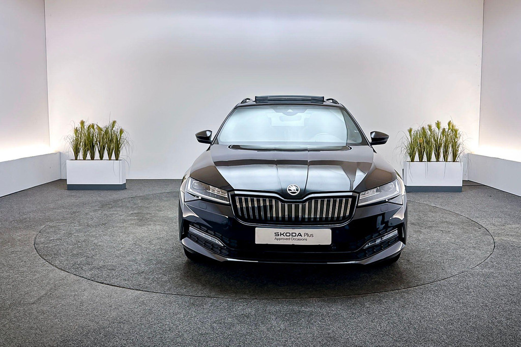ŠKODA Superb (Z681JB) met abonnement