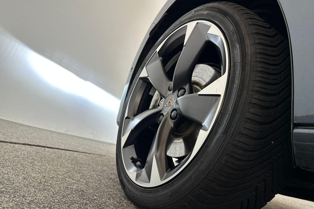 CUPRA Leon Sportstourer (JZK64K) met abonnement