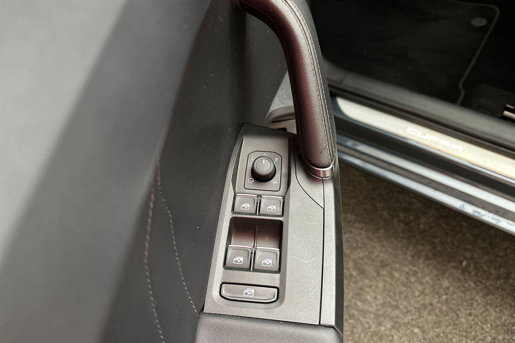 CUPRA Leon Sportstourer (JZK64K) met abonnement