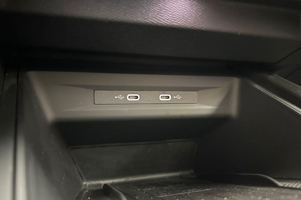 CUPRA Leon Sportstourer (JZK64K) met abonnement