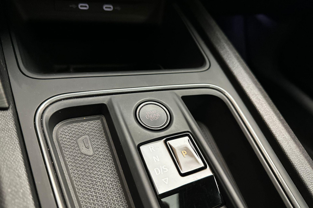 CUPRA Leon Sportstourer (JZK64K) met abonnement