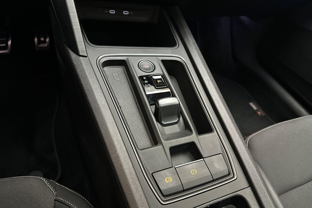 CUPRA Leon Sportstourer (JZK64K) met abonnement