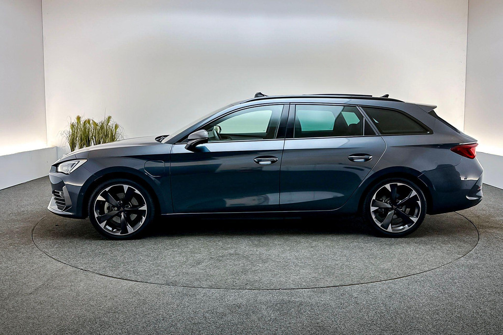 CUPRA Leon Sportstourer (JZK64K) met abonnement