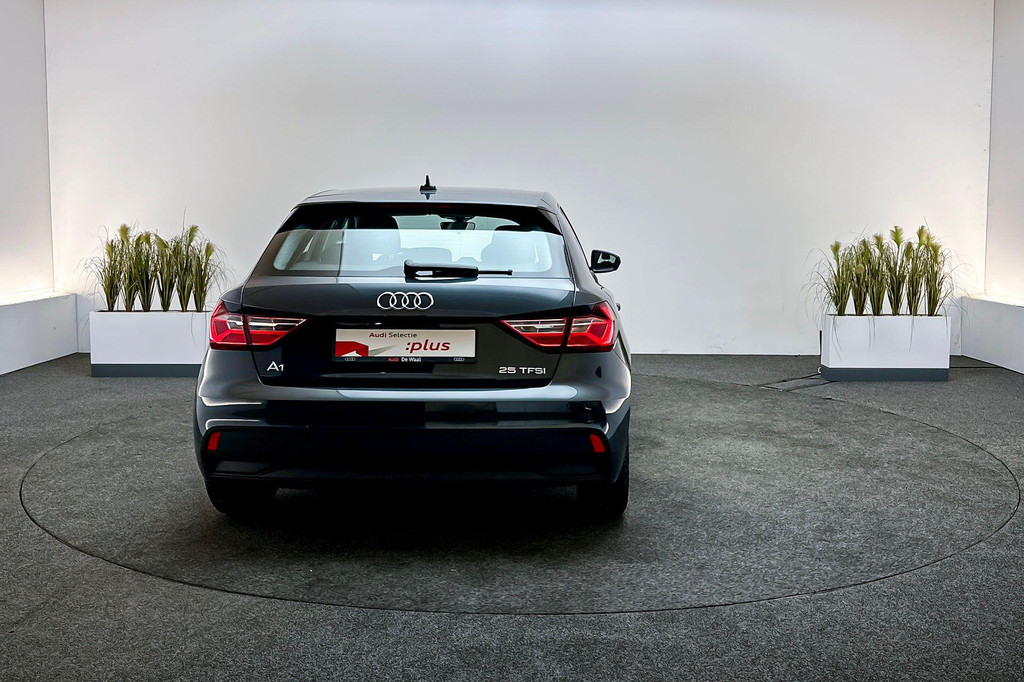 Audi A1 (R974DX) met abonnement
