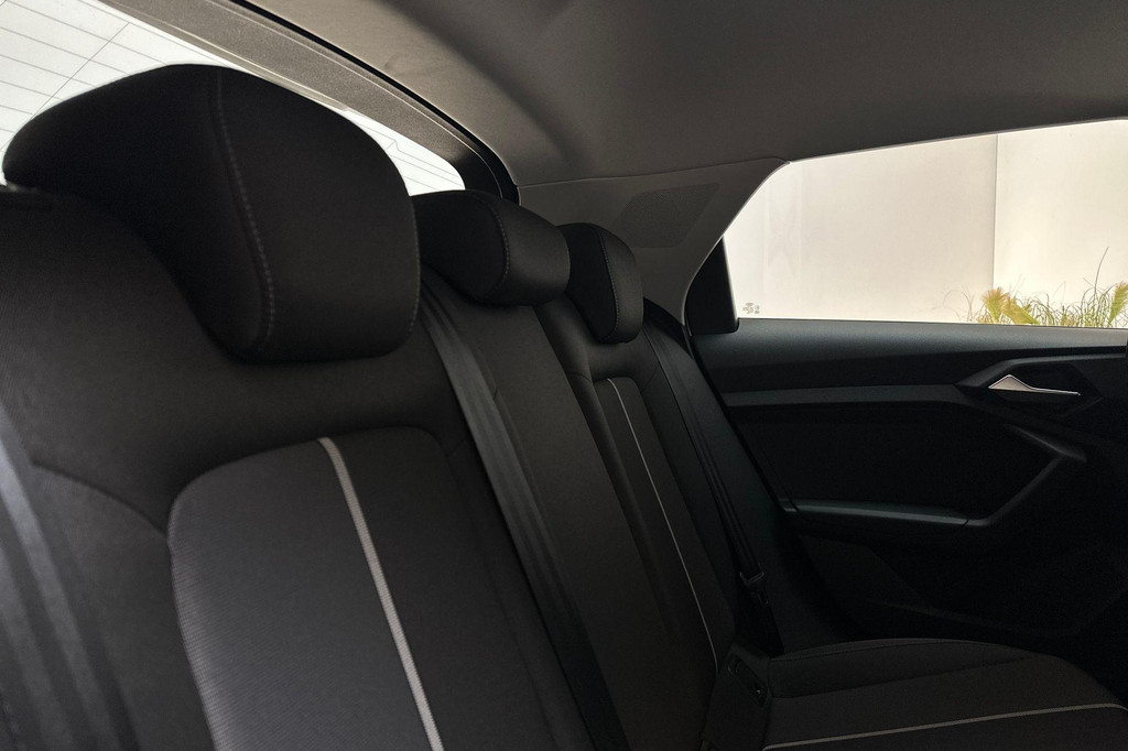 Audi A1 (R974DX) met abonnement