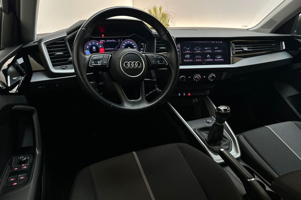 Audi A1 (R974DX) met abonnement