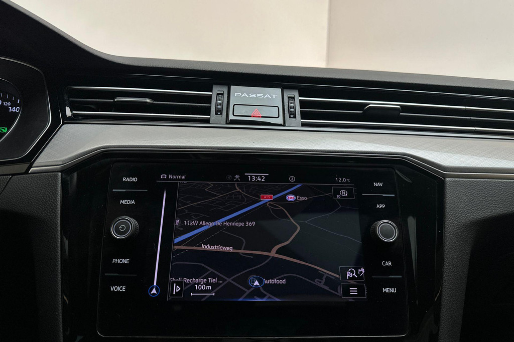 Volkswagen Passat (JZL90X) met abonnement