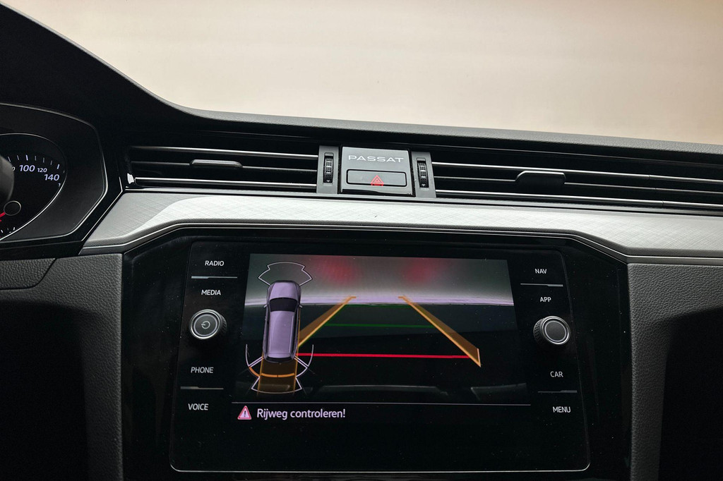 Volkswagen Passat (JZL90X) met abonnement