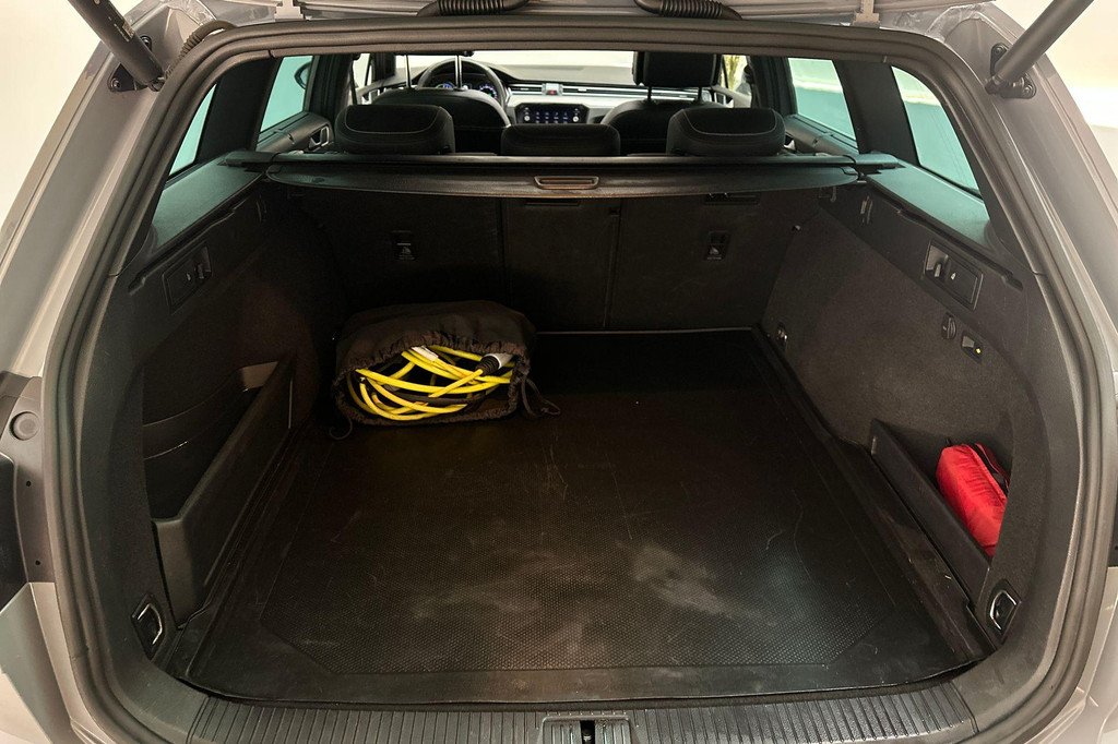 Volkswagen Passat (JZL90X) met abonnement