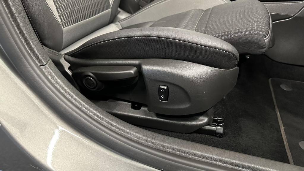 Opel Astra (K582KH) met abonnement