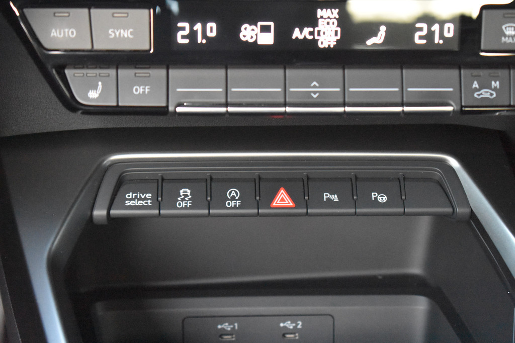 Audi A3 (N449RJ) met abonnement