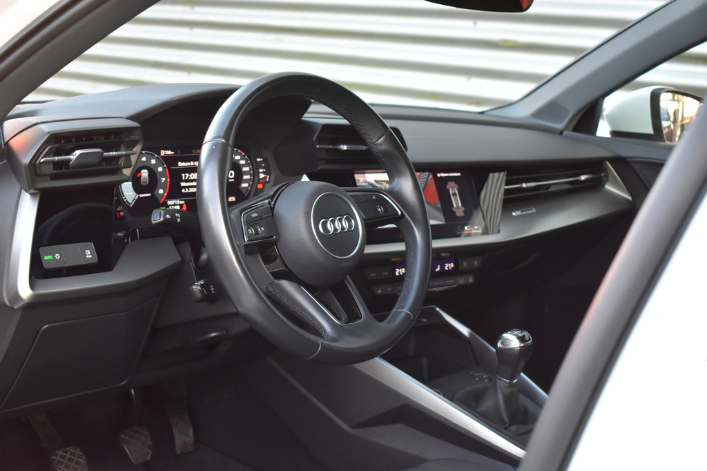 Audi A3 (N449RJ) met abonnement