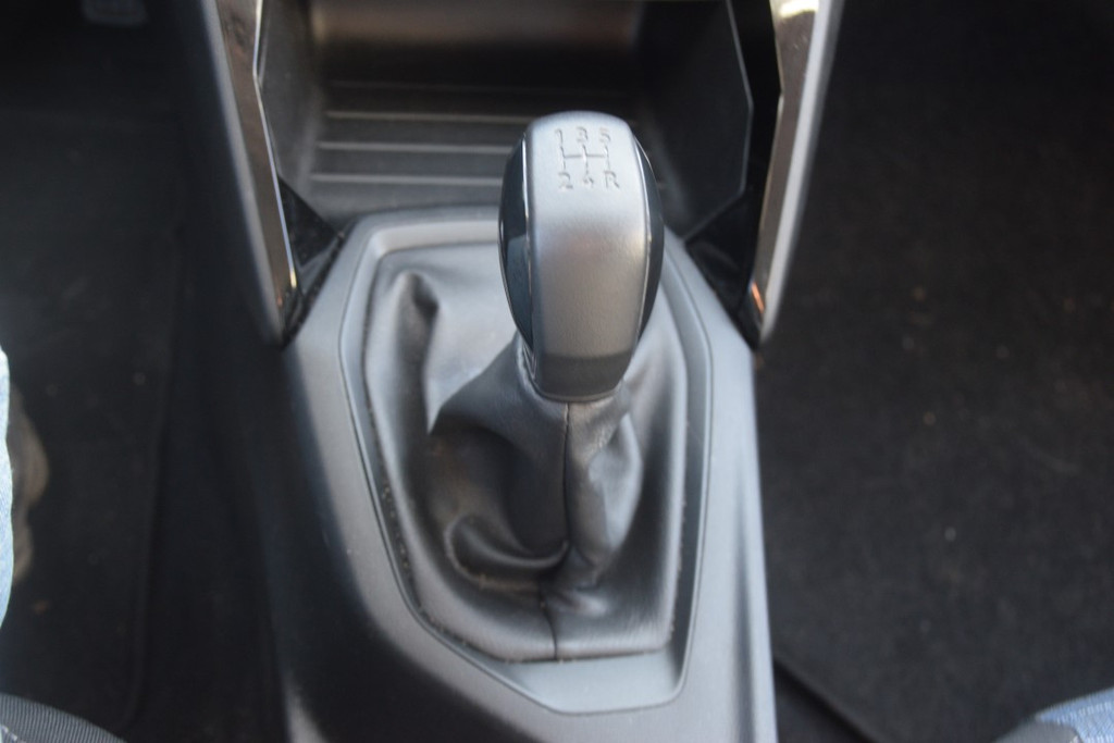 Peugeot 208 (K131LZ) met abonnement