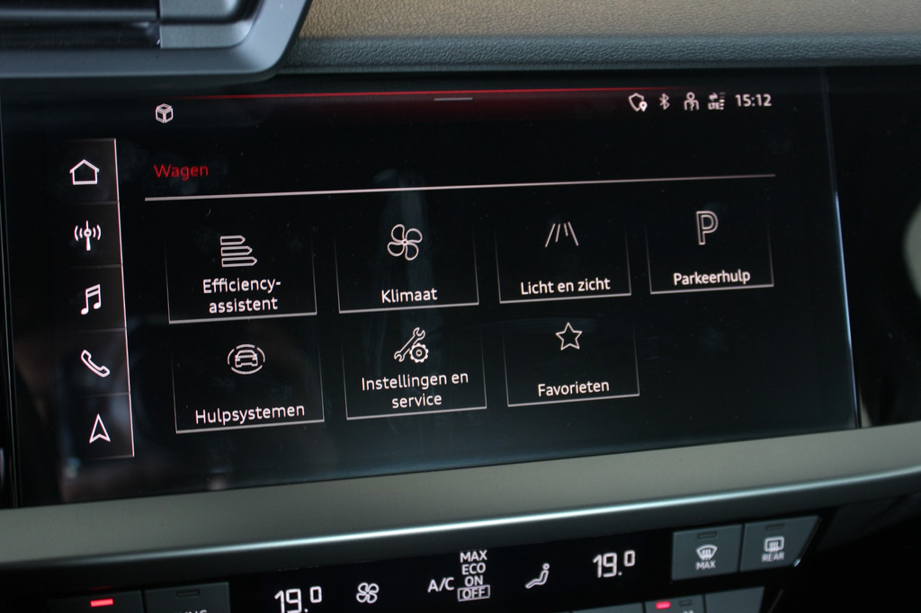 Audi A3 (R087ZG) met abonnement