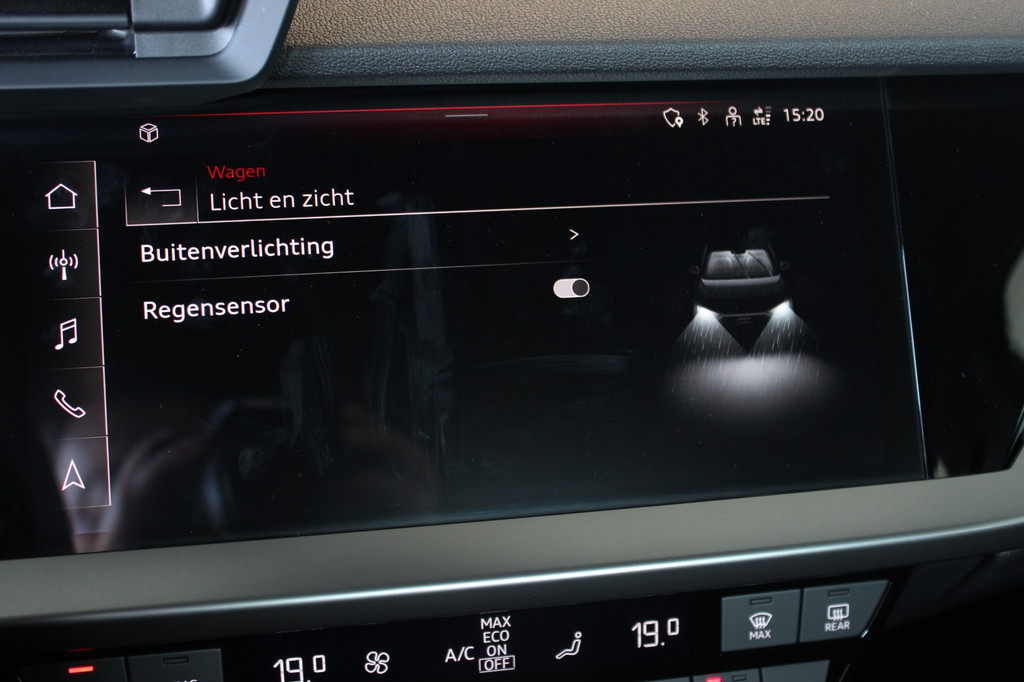 Audi A3 (R087ZG) met abonnement