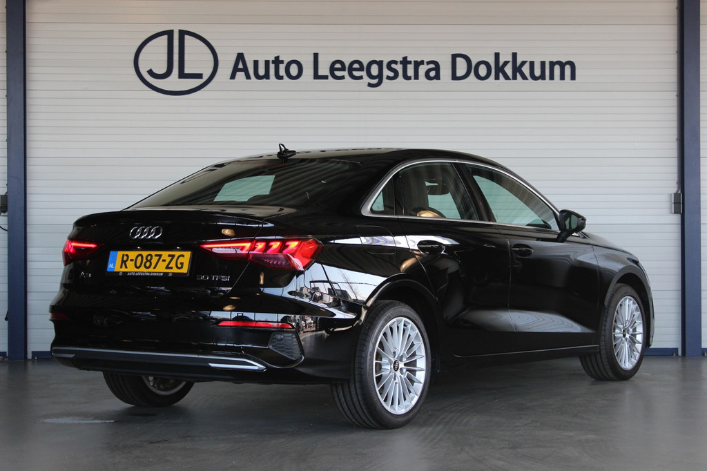 Audi A3 (R087ZG) met abonnement