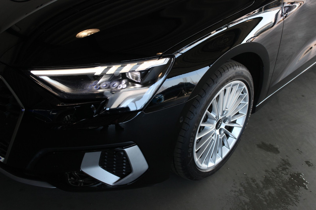 Audi A3 (R087ZG) met abonnement