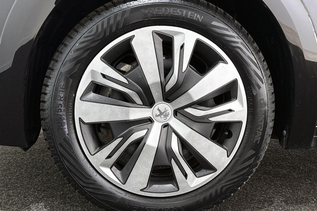 Peugeot e-208 (K818DV) met abonnement