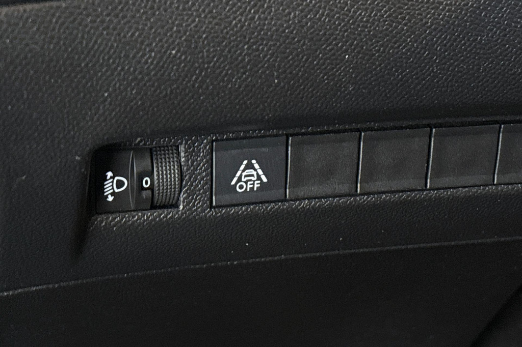 Peugeot 208 (S411TF) met abonnement