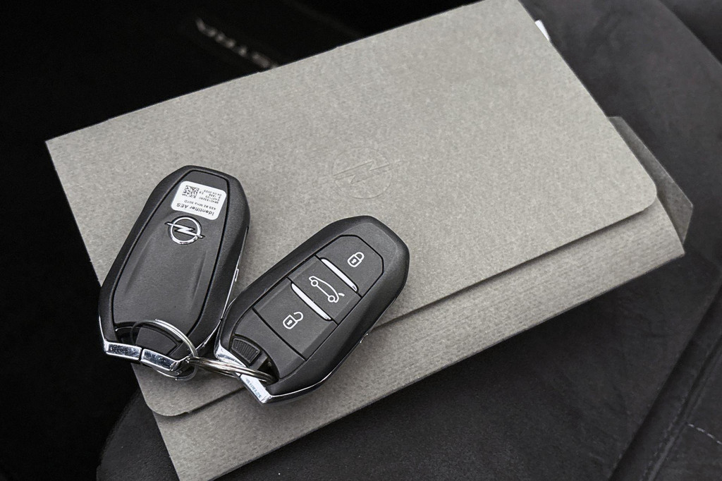 Opel Astra (T627KN) met abonnement