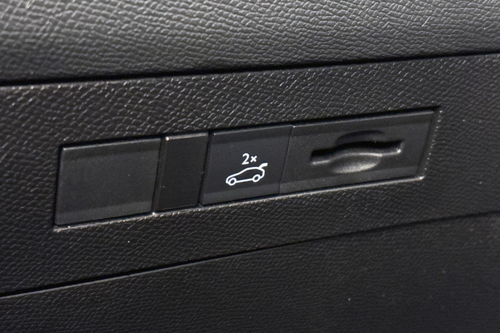 Opel Astra (T627KN) met abonnement