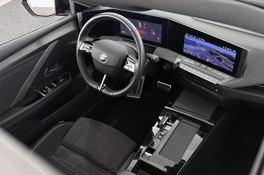 Opel Astra (T627KN) met abonnement