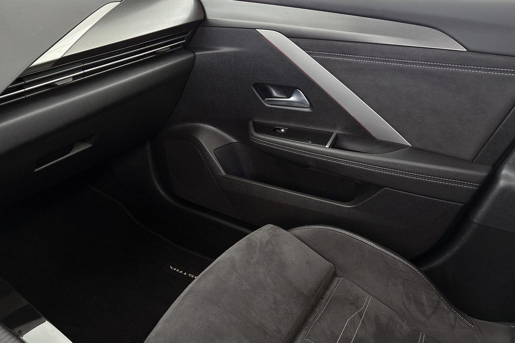 Opel Astra (T627KN) met abonnement