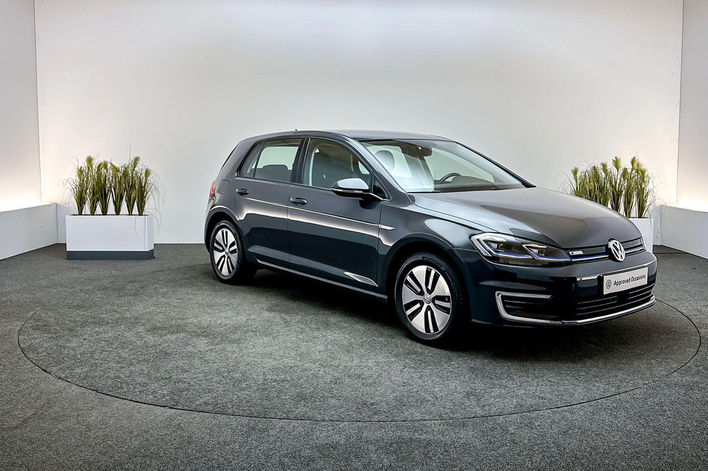 Volkswagen e-Golf (H482JD) met abonnement