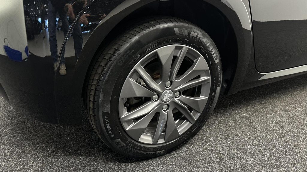 Peugeot e-208 (R249SR) met abonnement