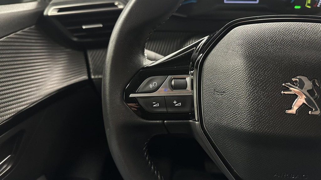 Peugeot e-208 (R249SR) met abonnement